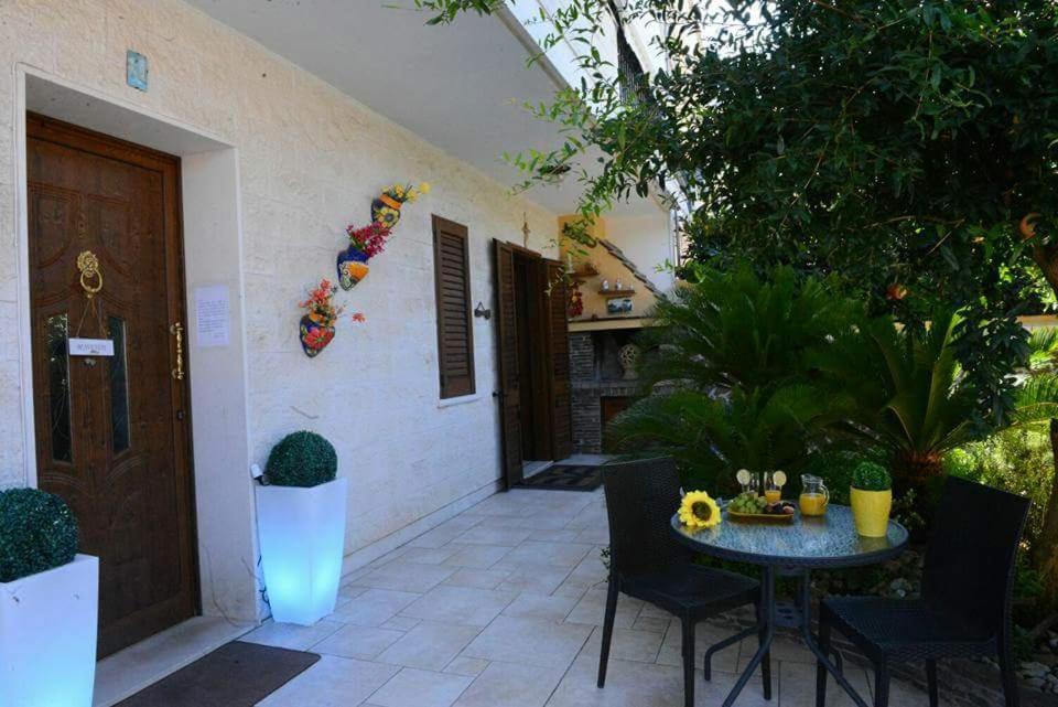 Profumo Di Mare B&B กัลลีโปลี ภายนอก รูปภาพ