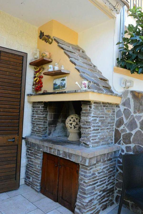 Profumo Di Mare B&B กัลลีโปลี ภายนอก รูปภาพ